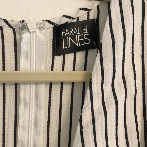 ASOS Parallel Lines Plunge Front Stripe Jumpsuit S - Picture 10 of 10